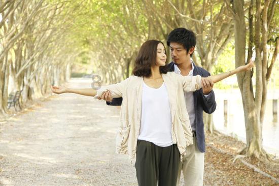 年会不能停票房破11亿，连续四周稳居票房日冠，碾压刘德华梁朝伟